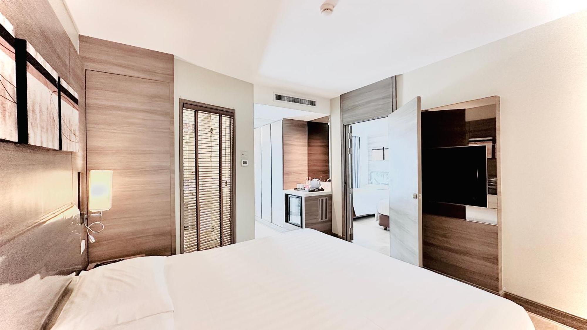 Citrus Sukhumvit 11 By Compass Hospitality Hotel 4*